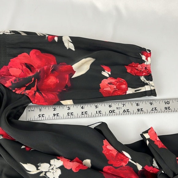 White House Black Market Black with Red Roses Tan Cream Belted Mini Dress, XXS - Picture 10 of 11